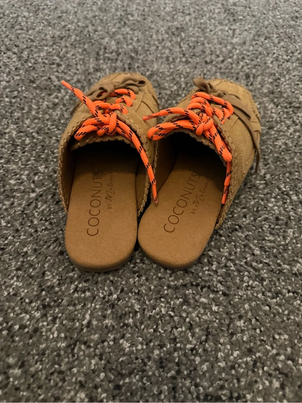Coconuts by Matisse Brown Suede Loafer Flats with Orange Laces